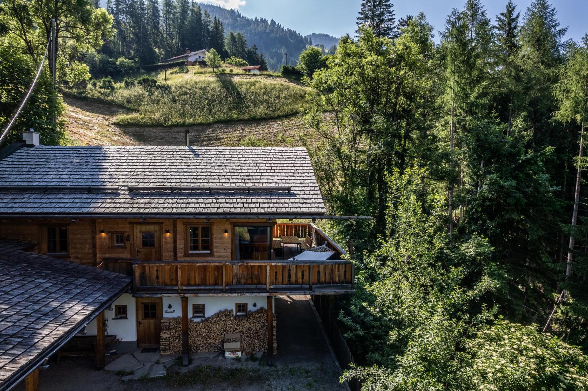 Wuidererhuettn, Charlet In Alleinlage Mit Freistehendem Saunahaus Großkirchheim Exteriér fotografie